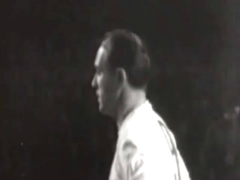 Alfredo Di Stéfano - một huyền thoại của bóng đá