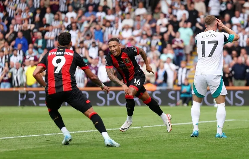 Bournemouth và Newcastle đều cạnh tranh vé dự cúp châu Âu (Nguồn: Opta)